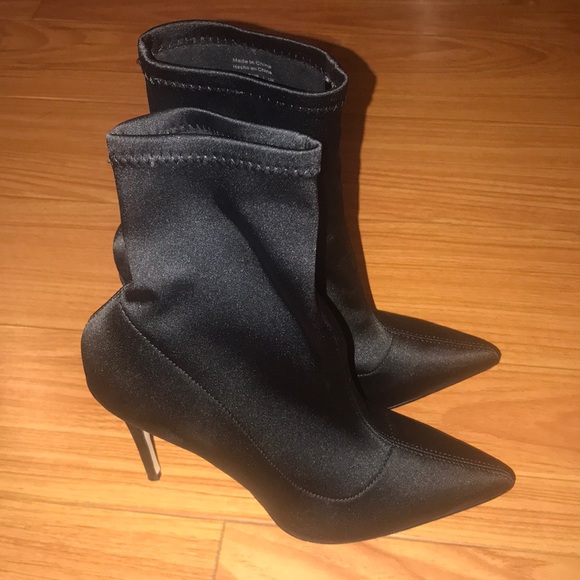 loafers with small heel